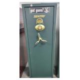 SENTRY GUN SAFE MODEL G5251-1 W/ INTERNAL LOCKING
