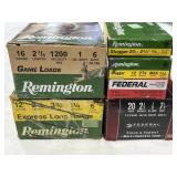 AMMO BOX W/ ASSTD LOOSE SHOTGUN SHELLS -