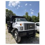 2002 Chevrolet C7500