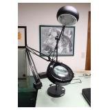 LIGHTED MAGNIFYING GLASS & ADJUSTABLE DESK LIGHT