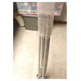 ALUMINUM EASLE