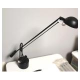 ADJUSTABLE DESK LAMP