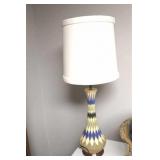 MID-CENTURY TABLE LAMP - 20" BASE