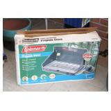 COLEMAN PROPANE STOVE