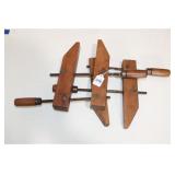 PAIR WOOD CLAMPS