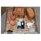 2 WOOD BOXES AND WOOD FIGURINES
