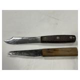 (2) FIXED BLADE KNIVES - UNKNOWN BRANDS - BOTH