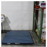 ULINE Industrial Warehouse Floor Scale