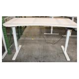 Electric Sit/ Stand Adjustible Office Desk