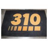 310 ULINE Cintas Floor Rug