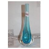 ART GLASS VASE