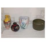 4 POTTERY PCS