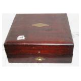 SILVER PLATE FLATWARE IN WOOD BOX