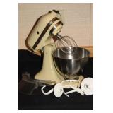 KITCHENAID STAND MIXER