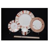 31 PC SET VICTORIA & BEALE 'ROSEBUD' CHINA