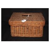 CIRCA 1900 PICNIC SET FOR TWO