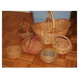 TOTE OF VARIOUS BASKETS