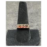 14K GOLD AND 5 STONE GARNET RING - 2.6 GRAMS