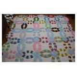 Double Wedding Ring Quilt