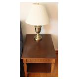 MCM Side Table w/ Brass Urn Shaped Table Lamp