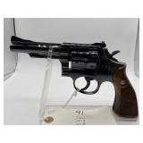 SMITH & WESSON 18-3 - .22 LR REVOLVER