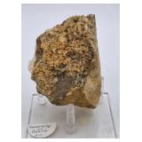 Vanadinite on Barite