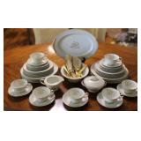42pc. Noritake Alberta China Set w/ 2 Napkins