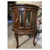 Mid Century Queen Anne Vitrine Table