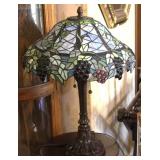 Tiffany Style Grape Vine Leaded Glass Table Lamp