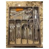 Villeroy & Boch 18/10 Flatware w/ Tray