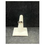 STERLING SILVER & ONYX RING - 6.0GR - SIZE 6-3/4