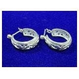 PAIR OF SMALL STERLING SILVER FILIGREE PATTERN