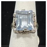 .980 SILVER BLUE TOPAZ RING - 3.8GR - SIZE 6-1/4
