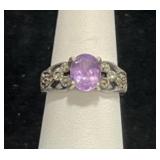 STERLING SILVER & AMETHYST RING - 4.9GR -