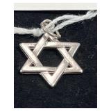 STERLING SILVER STAR OF DAVID PENDANT - WEIGHS
