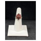 STERLING SILVER GARNET RING - 4.4GM SIZE 6