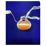 ORANGE AGATE & STERLING SILVER PENDANT - WEIGHS