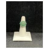 STERLING SILVER & EMERALD CLUSTER RING - 5.3 GR -
