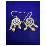 PAIR OF STERLING SILVER ART DECO SPIRAL DROP