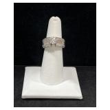 STERLING SILVER & WHITE STONE RING - 7.3GR -