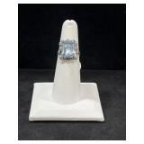 .980 SILVER BLUE TOPAZ RING - 3.8GR - SIZE 6-1/4