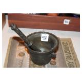 CAST IRON MORTAR AND PESTLE