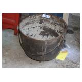 11"W CAST IRON KETTLE