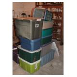 DOUBLE TOWER OF 11 TUBS WITH LIDS