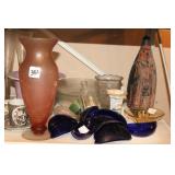 VASES FLUTES COBALT GLASS AND LAQUERED EGG