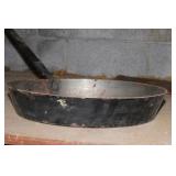 LONG HANDLE OPEN FIRE COOK PAN