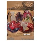 BEAUTIFUL ART GLASS FIGURINES SOME SIGNED