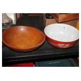 PYREX 10.5"W  AND WOOD MIXING BOWLS