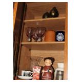 CABINET OF GLASS AND CERAMIC Dï¿½COR