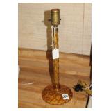 BEAUTIFUL AMBER CUT GLASS ACCENT LAMP